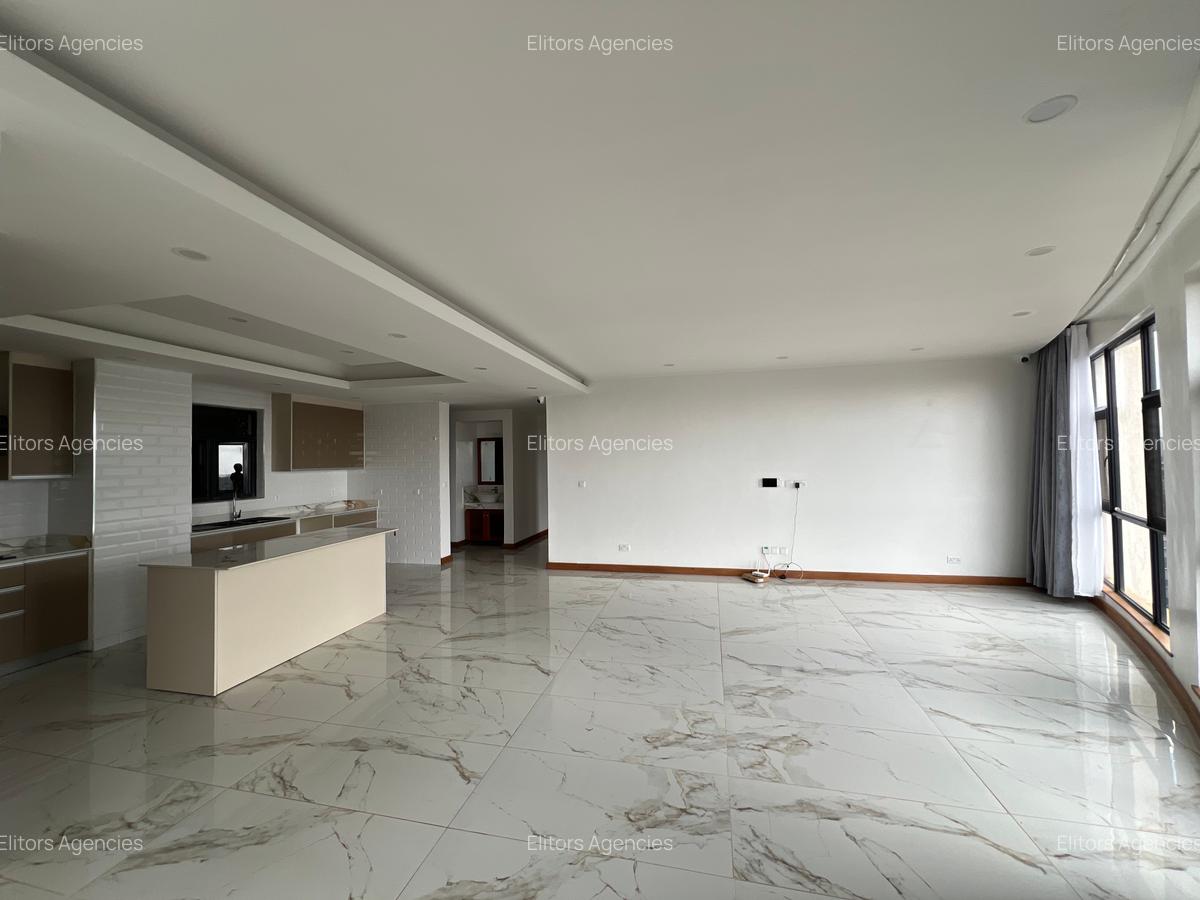 4 Bed Apartment with En Suite at Lantana Road - 6