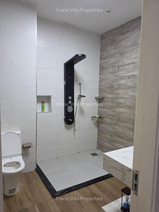6 Bed Apartment with En Suite at Parklands - 2