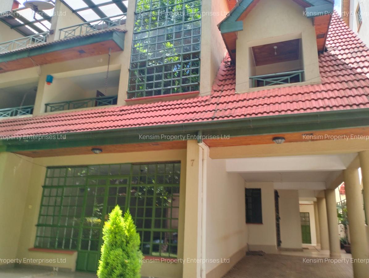 4 Bed Townhouse with En Suite in Lavington - 8