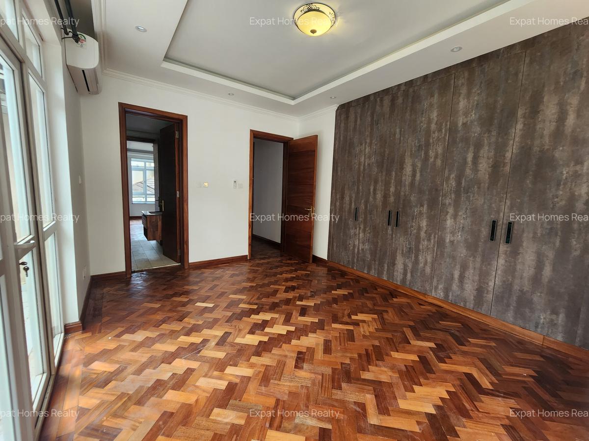 6 Bed Villa with Staff Quarters in Lavington - 10