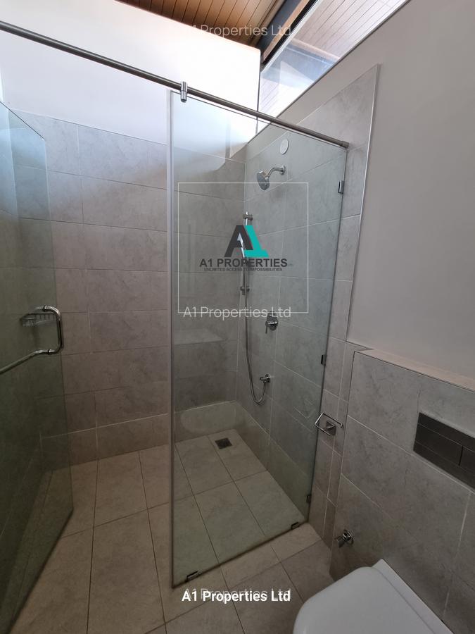 3 Bed Townhouse with En Suite in Runda - 11