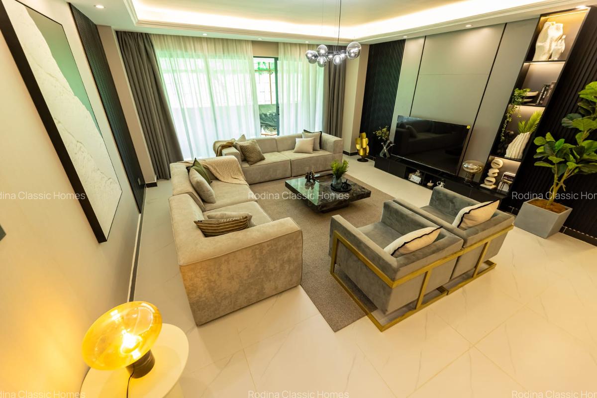 4 Bed Apartment with En Suite at Othaya Road - 16