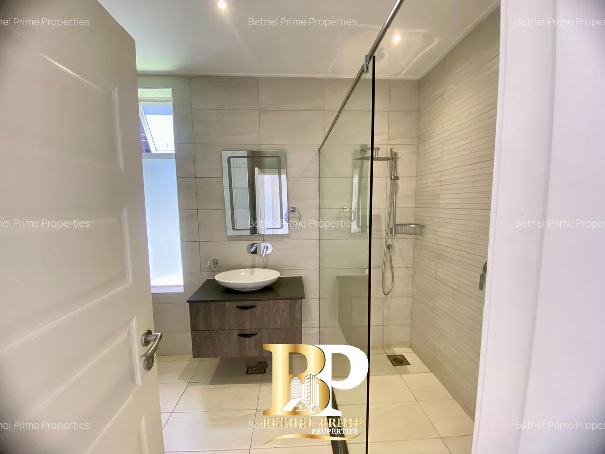 3 Bed Apartment with En Suite in Rhapta Road - 13