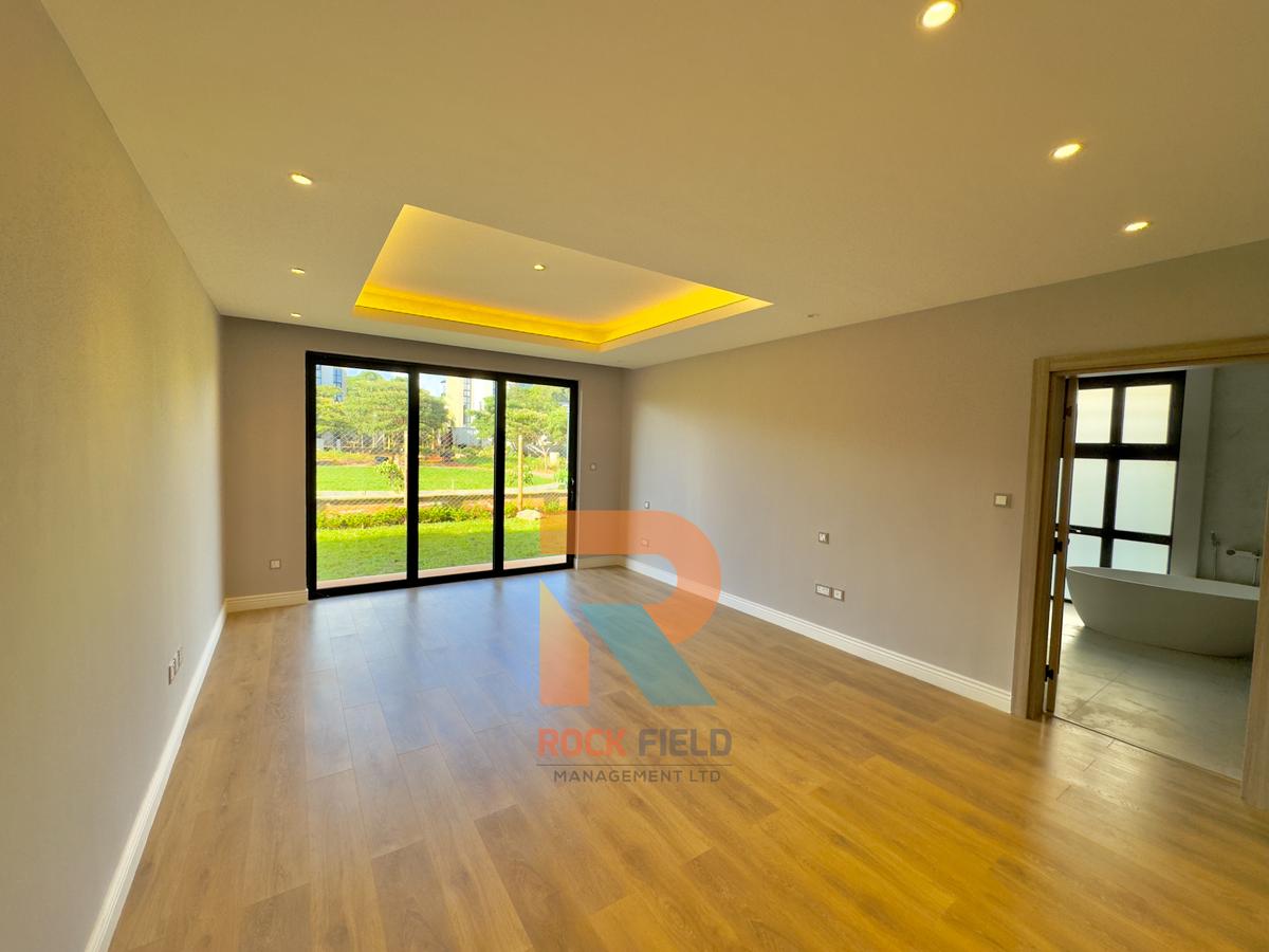 3 Bed Apartment with En Suite in Runda - 5