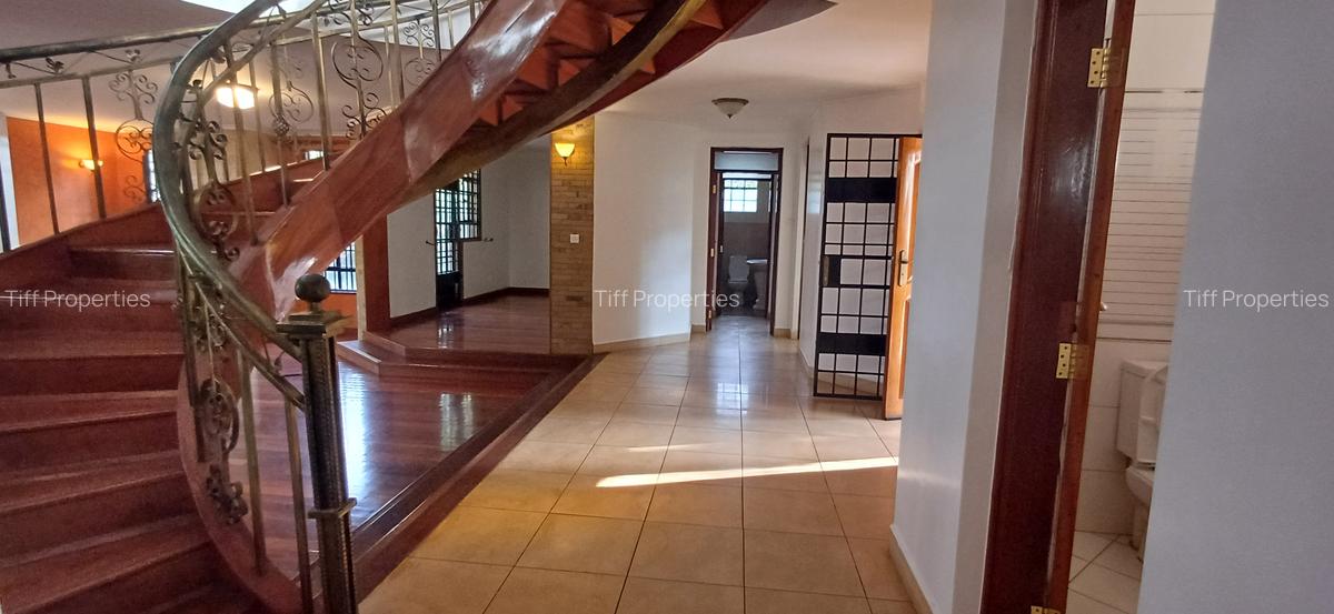 4 Bed Townhouse with En Suite in Runda - 8