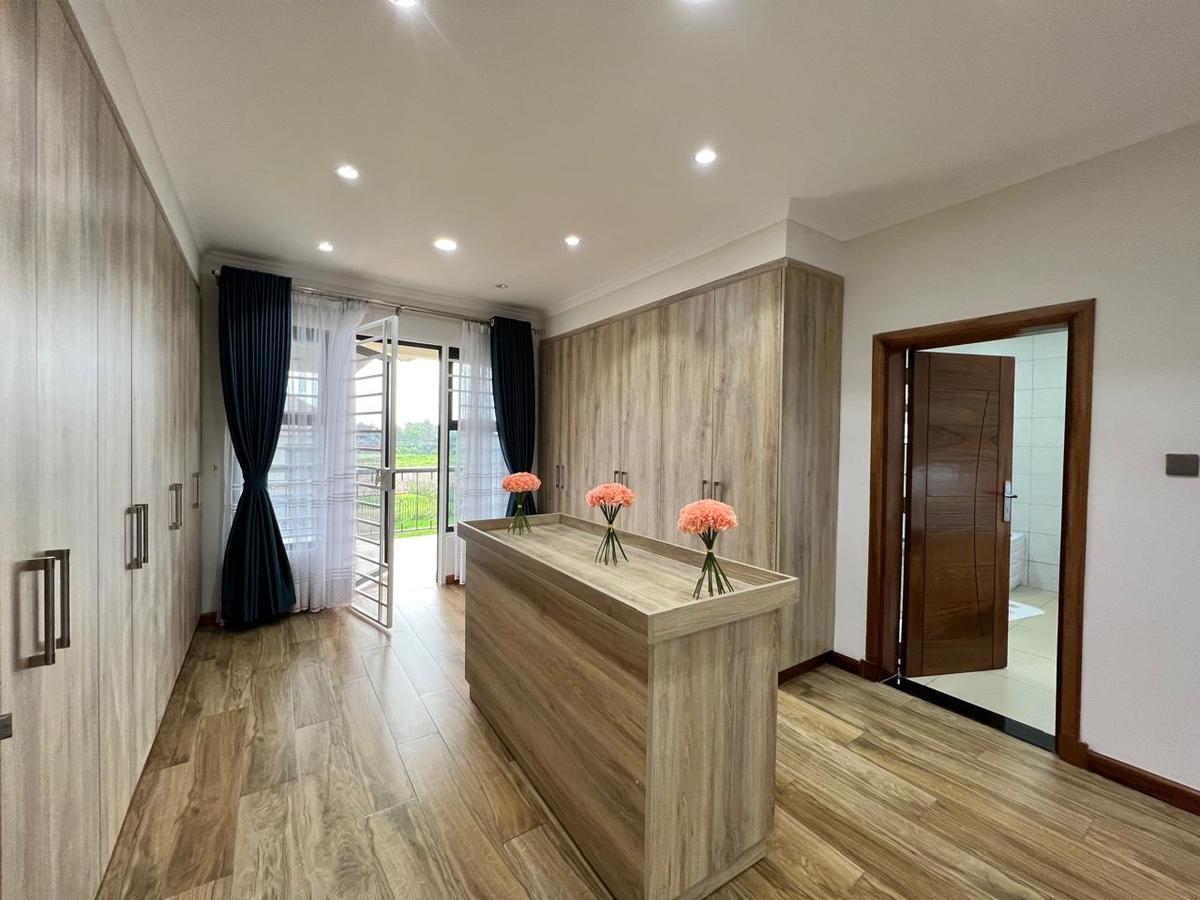 4 Bed Villa with En Suite in Runda - 17