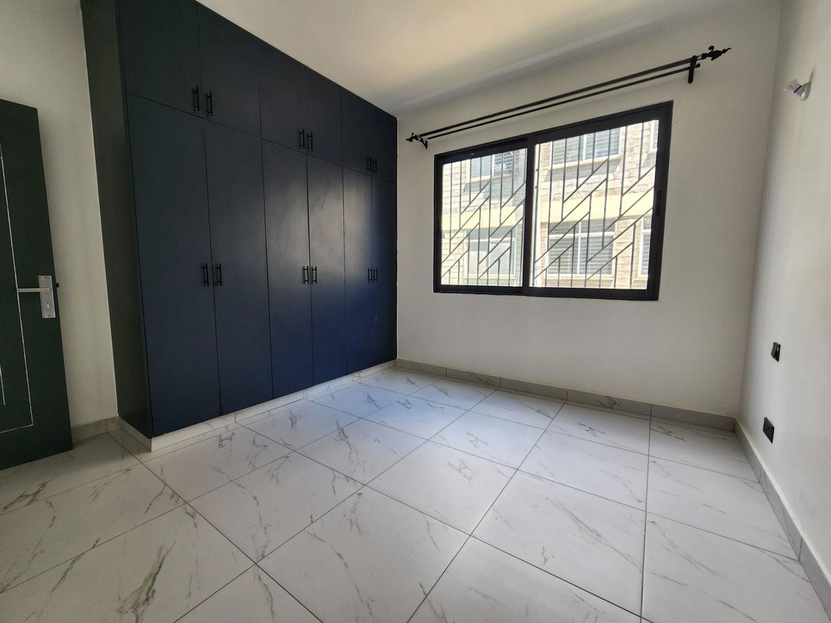 3 Bed Apartment with En Suite in Thika Road - 5