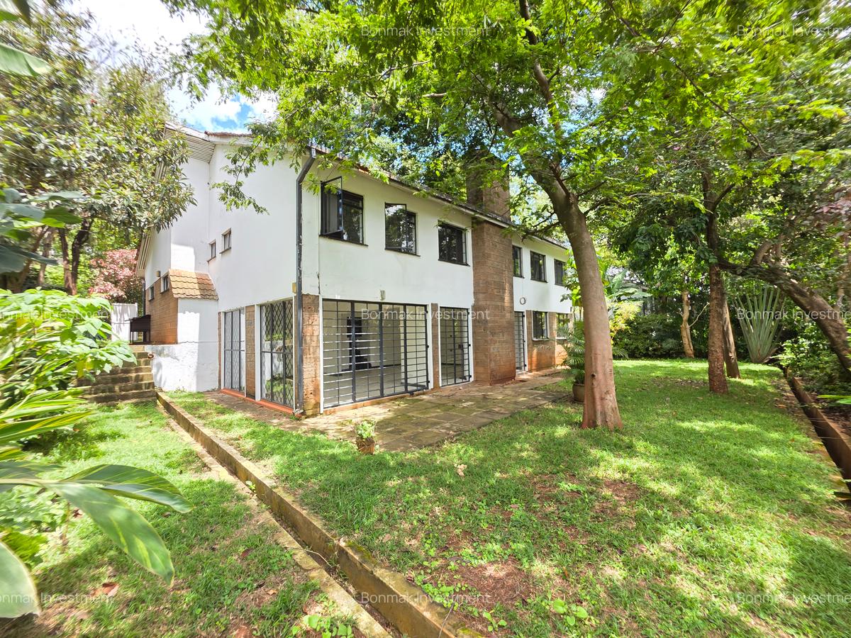4 Bed Townhouse with En Suite at Near Lavington Mall. - 1