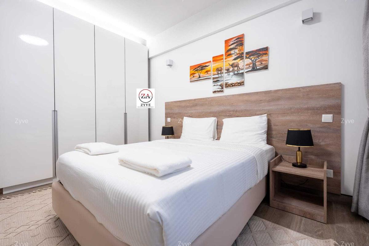 Serviced 3 Bed Apartment with En Suite - 8