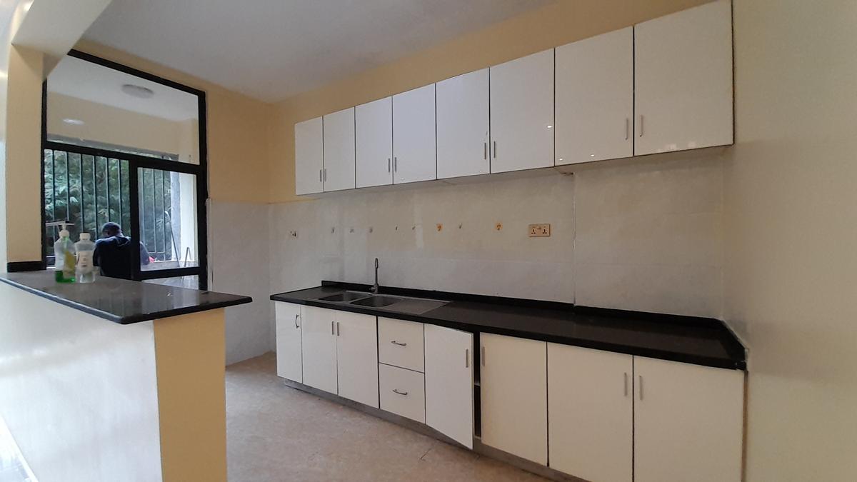 2 Bed Apartment with En Suite at Laikipia Road - 6