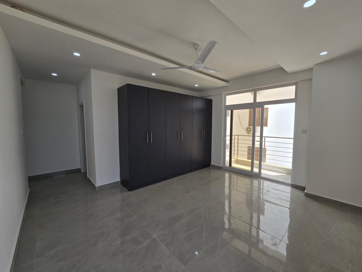 3 Bed Apartment with En Suite in Nyali Area - 15