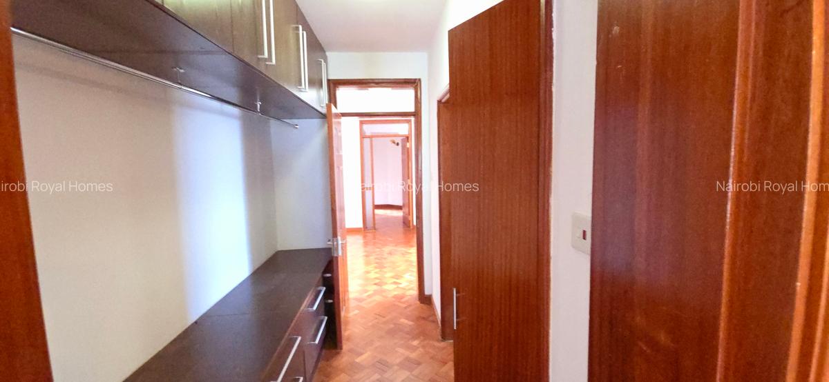 4 Bed Townhouse with En Suite at Lavington Green - 11