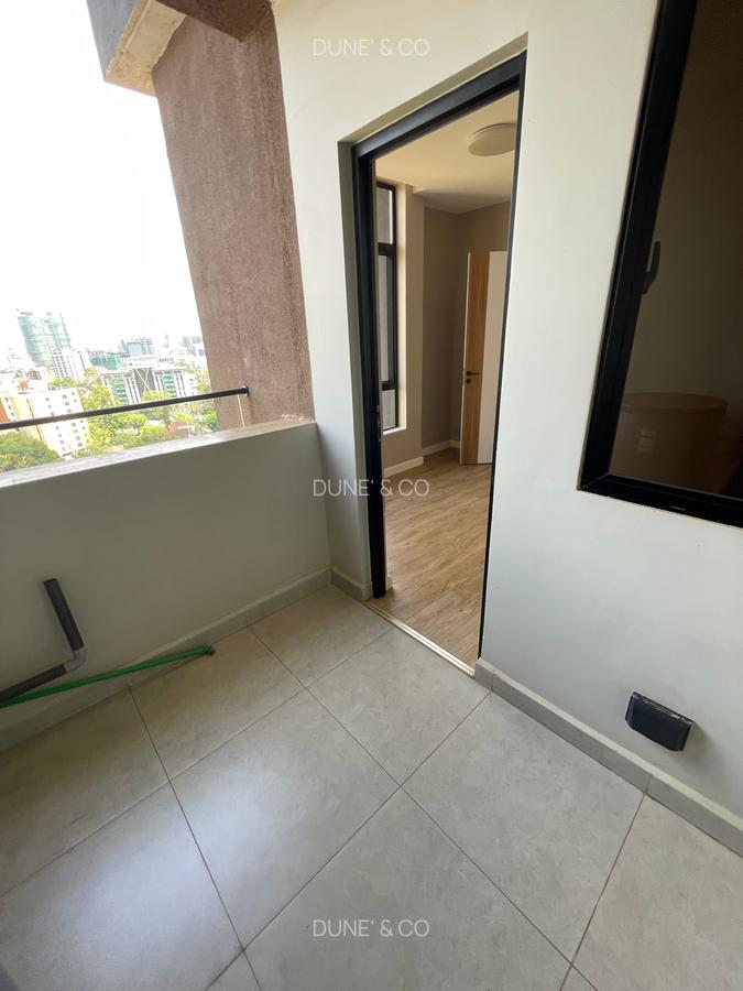 2 Bed Apartment with En Suite in Brookside - 8