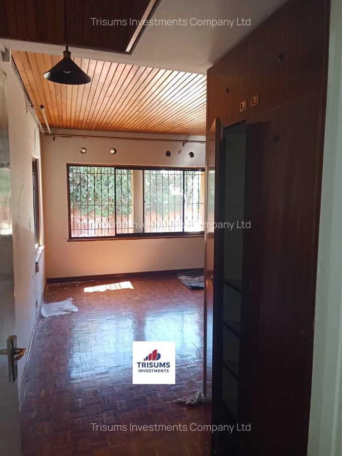 5 Bed Villa with En Suite at Rhapta Road - 10