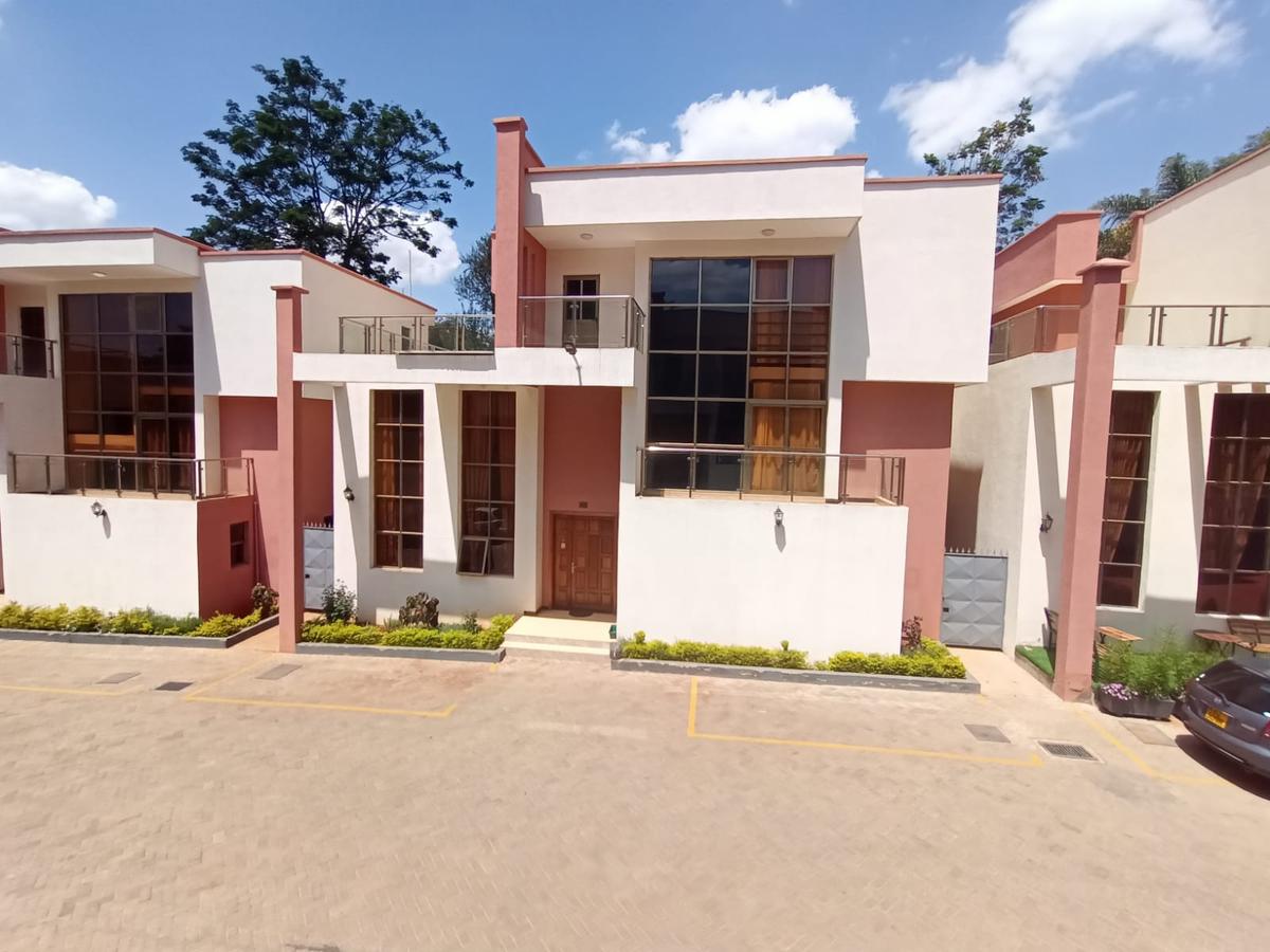 5 Bed House with En Suite in Lavington