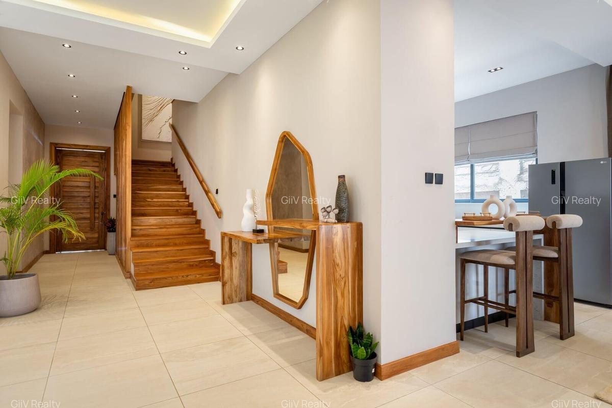 4 Bed Townhouse with En Suite in Loresho - 5