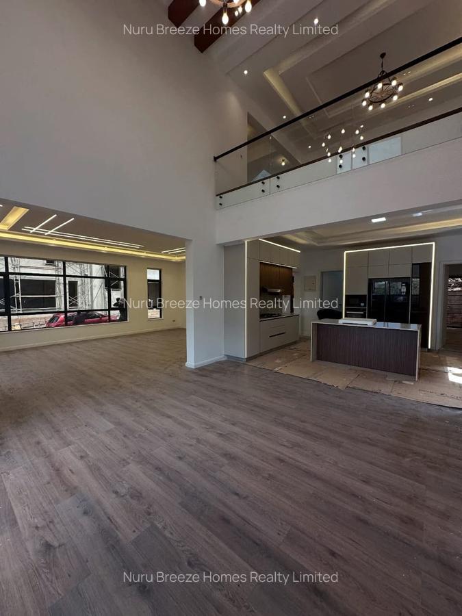 5 Bed Townhouse with En Suite in Lavington - 14