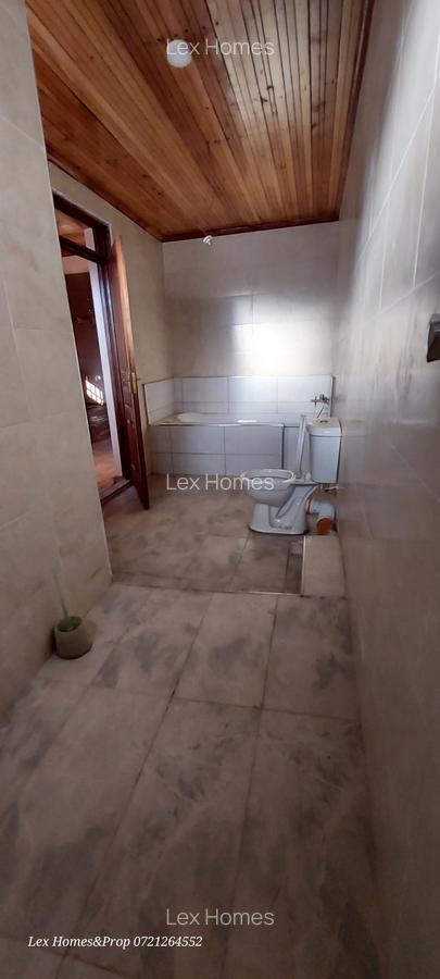 4 Bed Villa with En Suite at Masai Lodge - 12