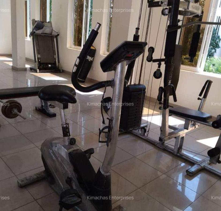 Serviced 1 Bed Apartment with En Suite at 1St Avenue Nyali - 7