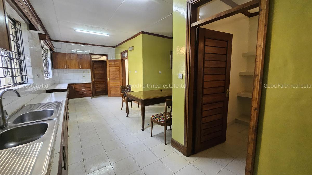 5 Bed House with En Suite in Gigiri - 9