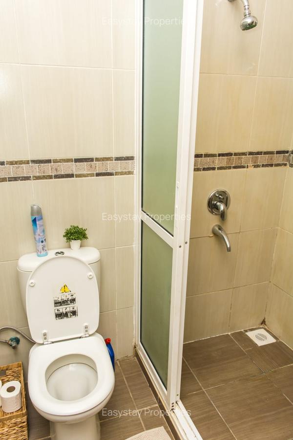 Furnished 2 Bed Apartment with En Suite in Riverside - 5