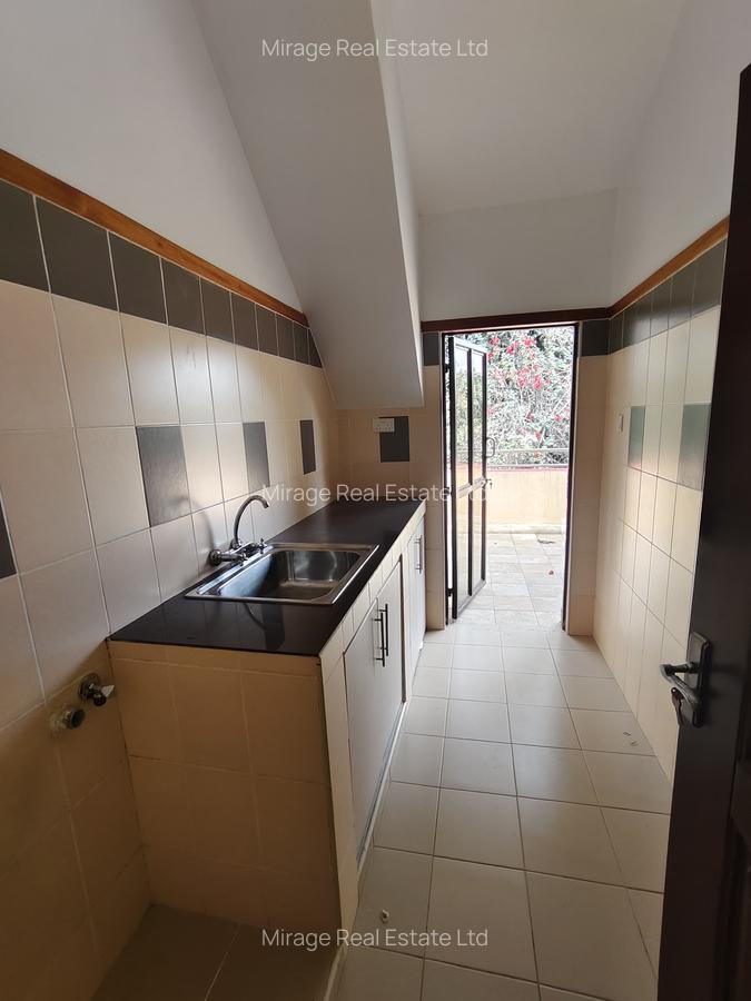 1 Bed Apartment with En Suite in Kilimani - 9
