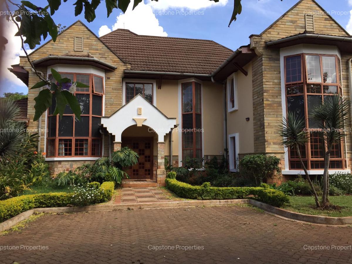 5 Bed Townhouse with En Suite in Runda - 1