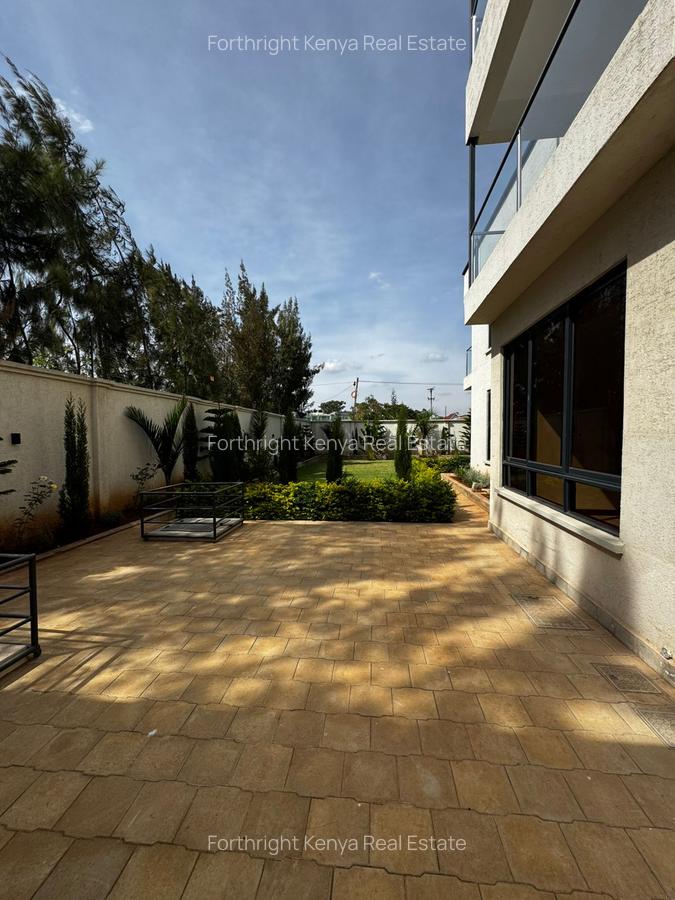 5 Bed House with En Suite in Karen - 3