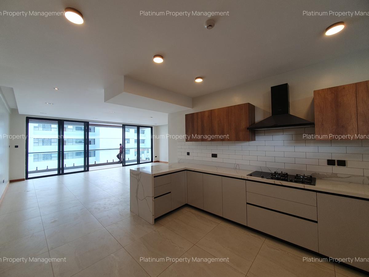 3 Bed Apartment with En Suite at Spring Valley - 5