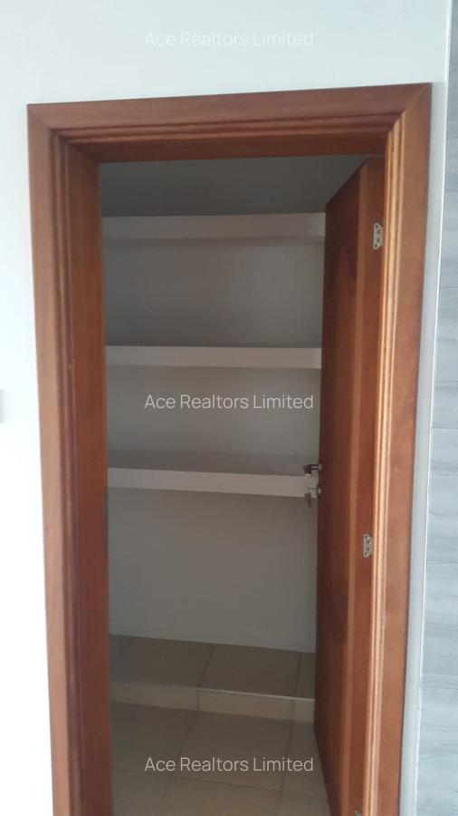 3 Bed Apartment with En Suite at Kileleshwa - 9