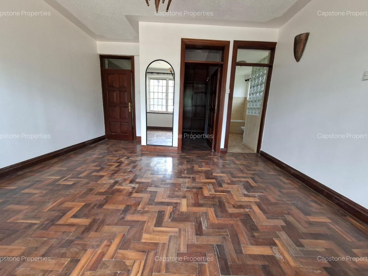 5 Bed House with En Suite in Runda - 15