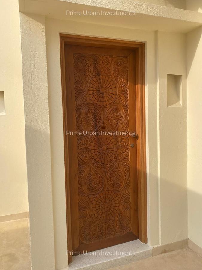 3 Bed House with En Suite in Watamu - 3