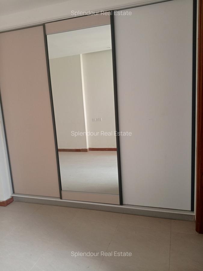 2 Bed Apartment with En Suite in Parklands - 12