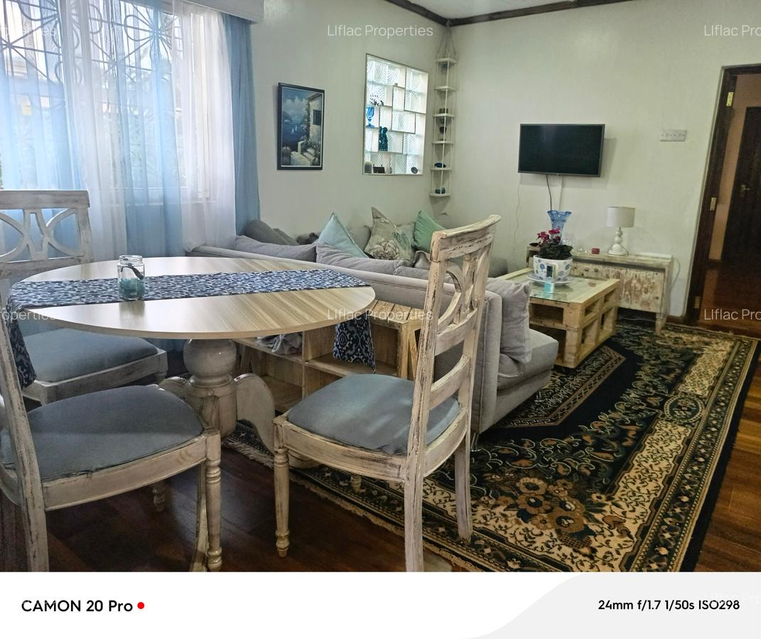 1 Bed House with Garden in Rosslyn - 1