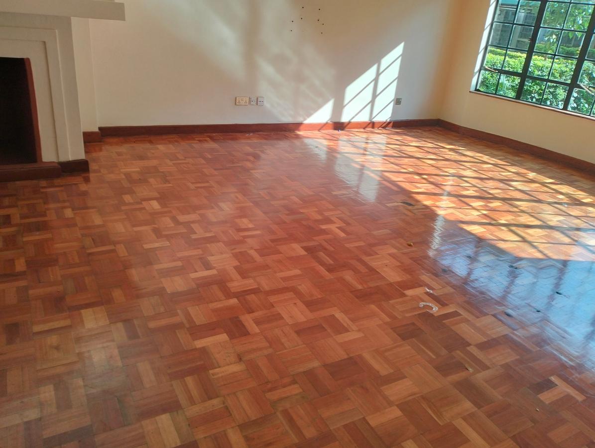 5 Bed Townhouse with En Suite in Kileleshwa - 11