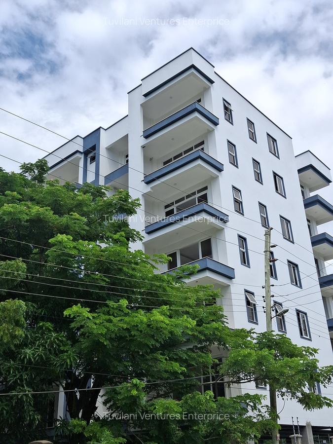 Serviced 2 Bed Apartment with En Suite at Nyali Mombasa Kenya - 1