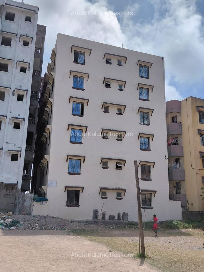 10 Bed House with En Suite at Bamburi - 2