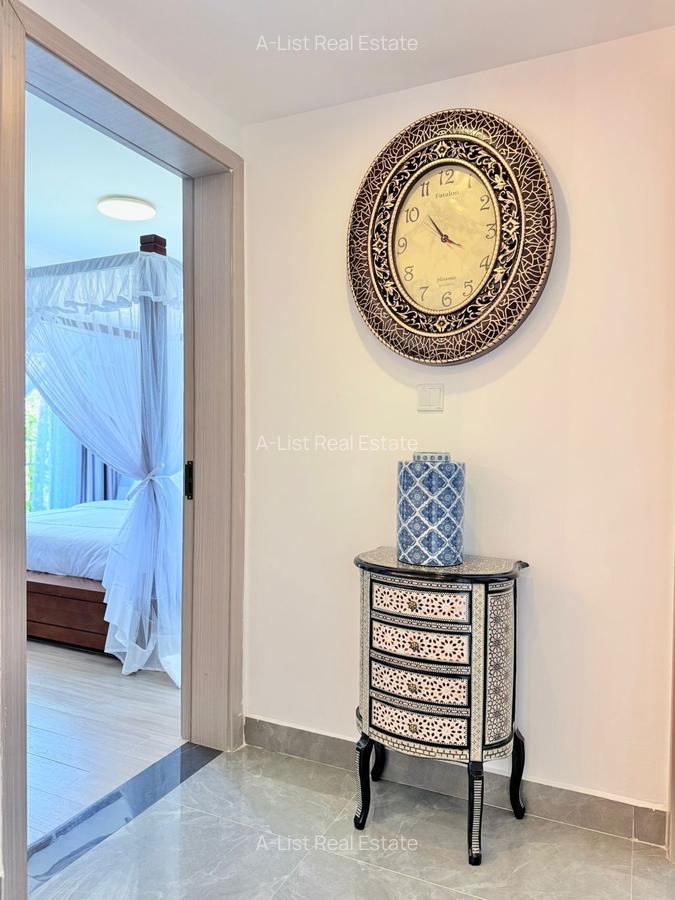Furnished 2 Bed Apartment with En Suite at Riverside Drive - 17