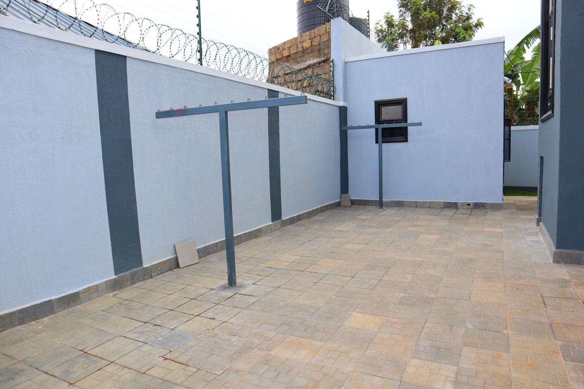 4 Bed House with En Suite at Mugutha Area - 18