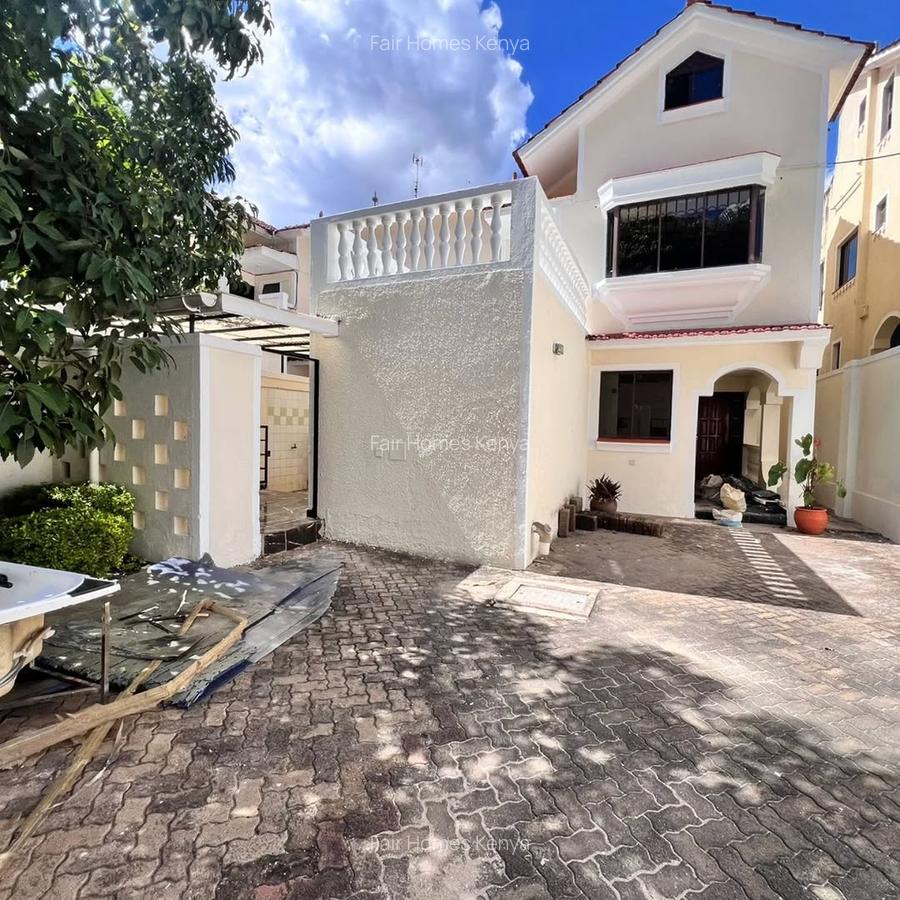 4 Bed Townhouse with En Suite at Convent Drive - 1