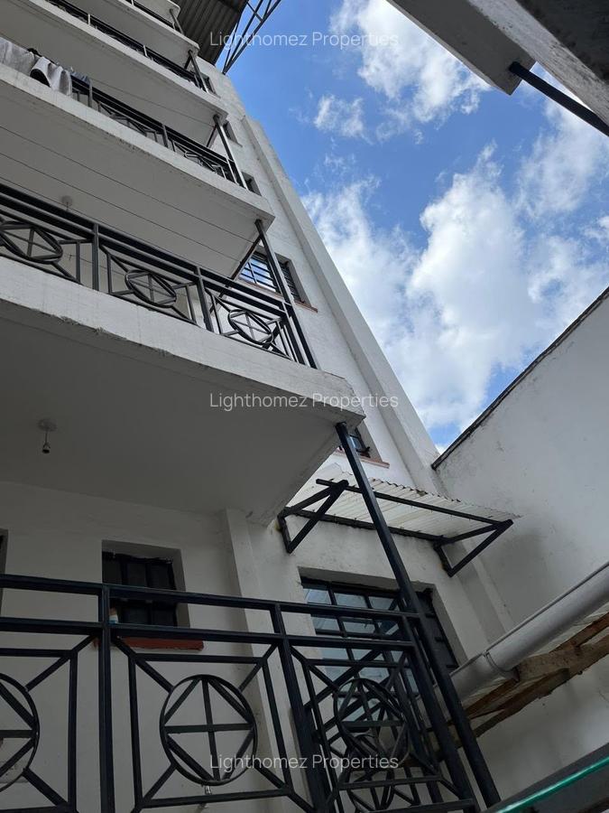 Serviced 2 Bed Apartment with En Suite at Loresho - 10