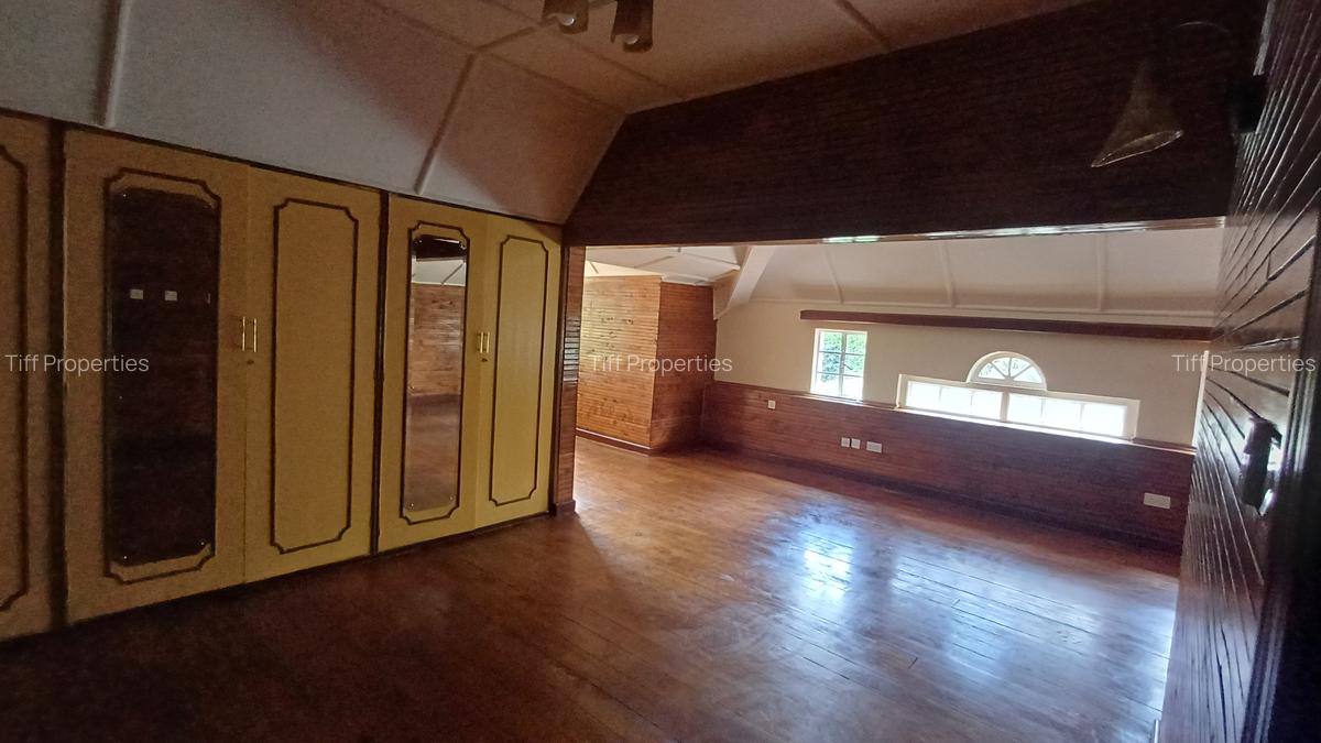 8 Bed House in Muthaiga - 11