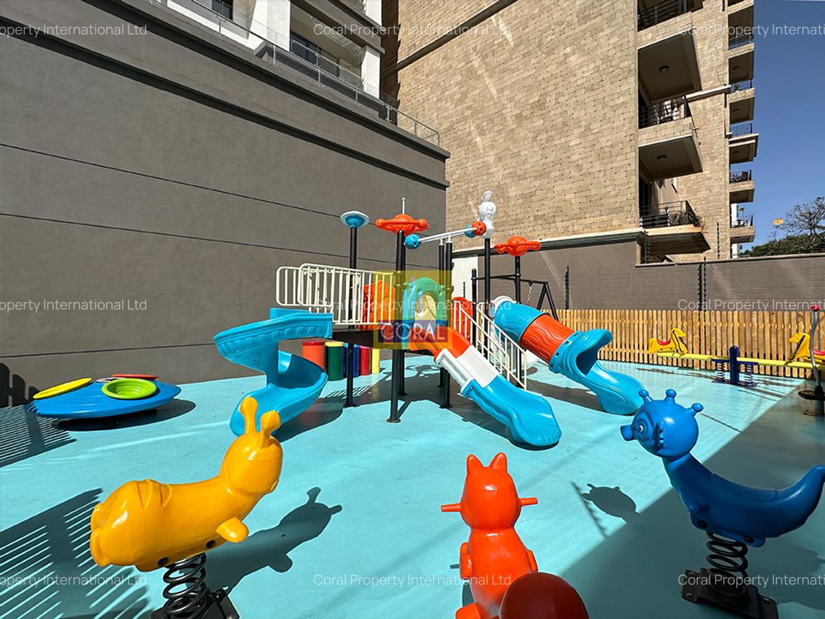 2 Bed Apartment in Riverside - 18