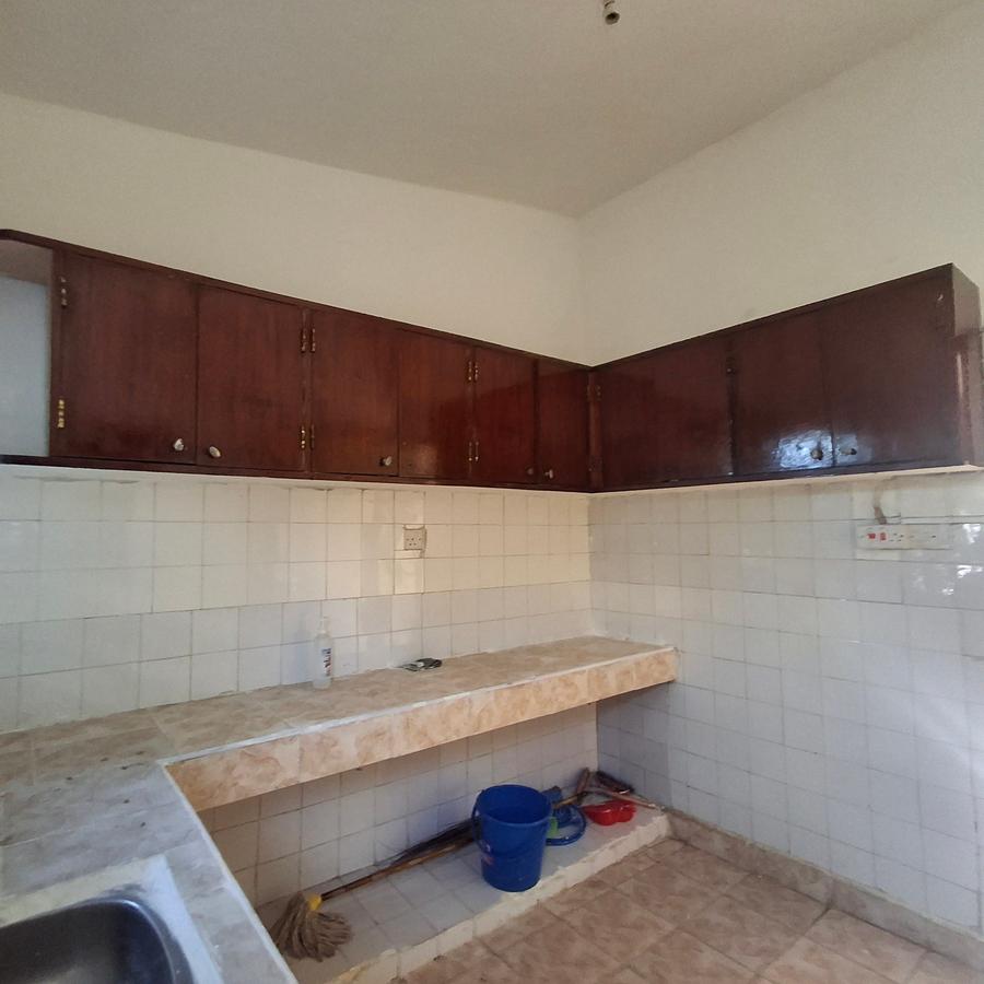 3 Bed House with En Suite at Bamburi Mombasa - 12