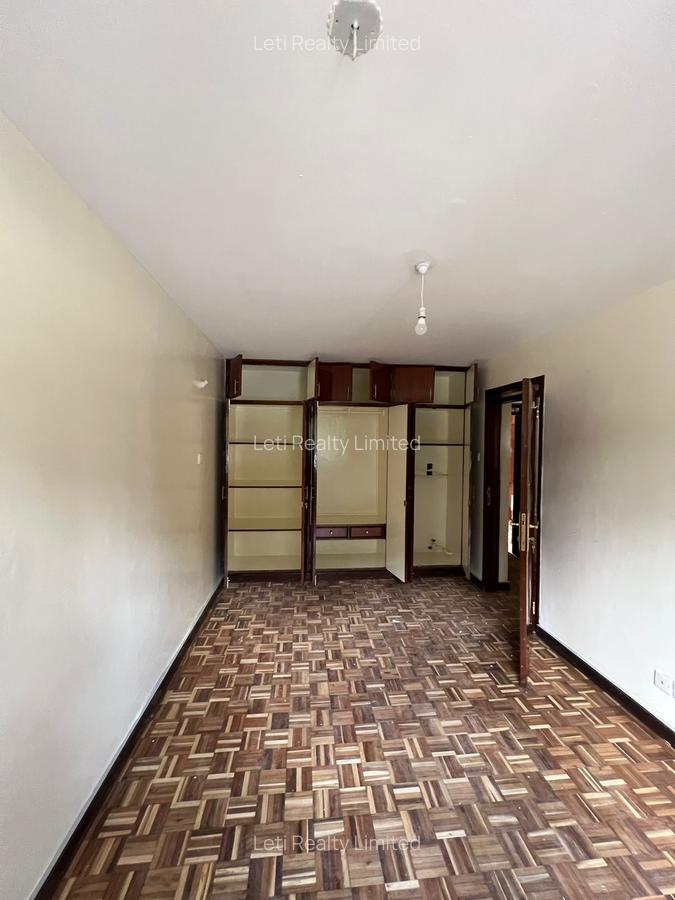 4 Bed Townhouse with En Suite in Lavington - 3