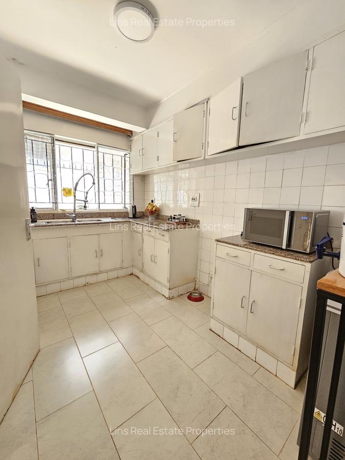 3 Bed Townhouse with En Suite in Westlands Area - 14