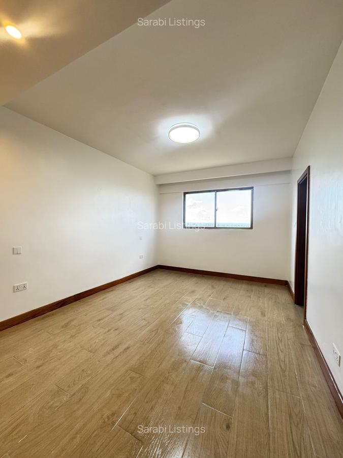 4 Bed Apartment with En Suite in Lavington - 14