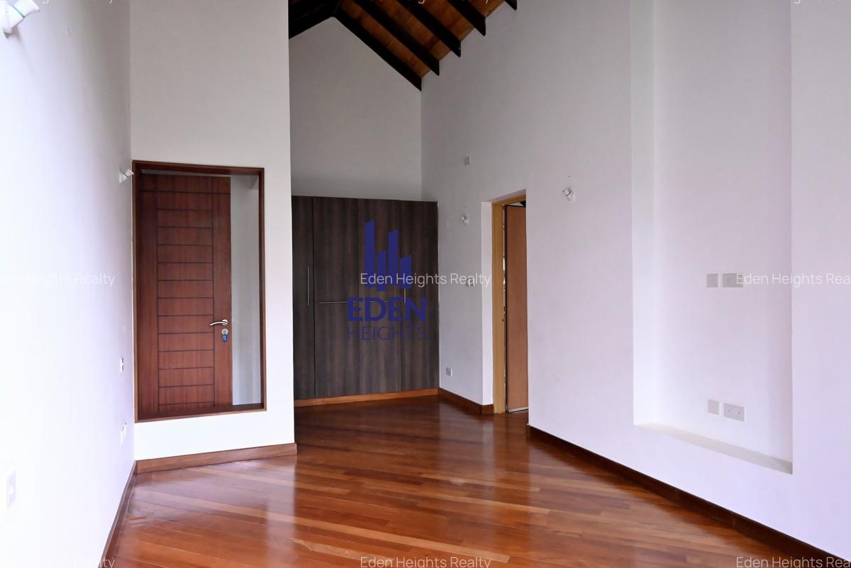 4 Bed Townhouse with En Suite in Runda - 15