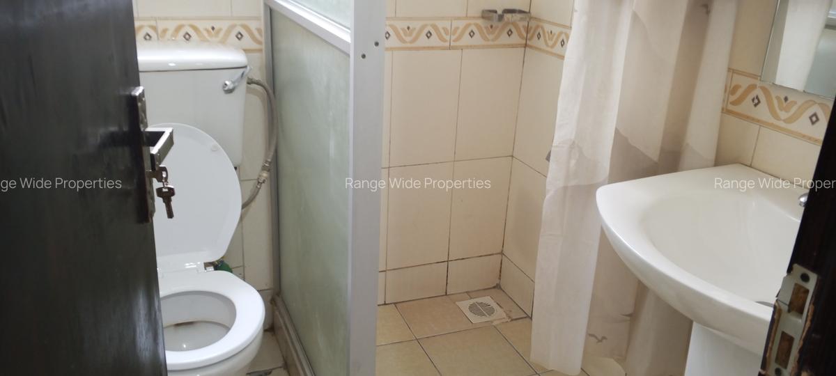 Bedsitter at Makueni Road - 10