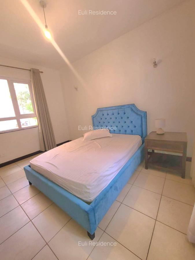 Furnished 2 Bed Apartment with En Suite at Brookside Drive - 6